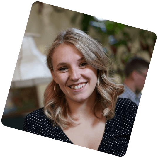 Portrait von Neurodermitis-Bloggerin Anja